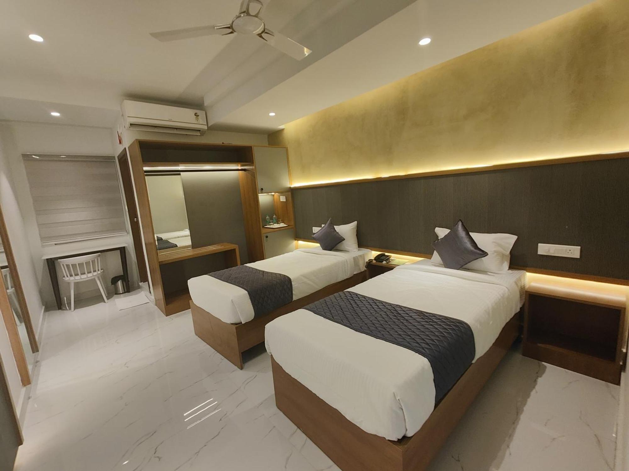 Hotel La Premier Hyderabad Esterno foto