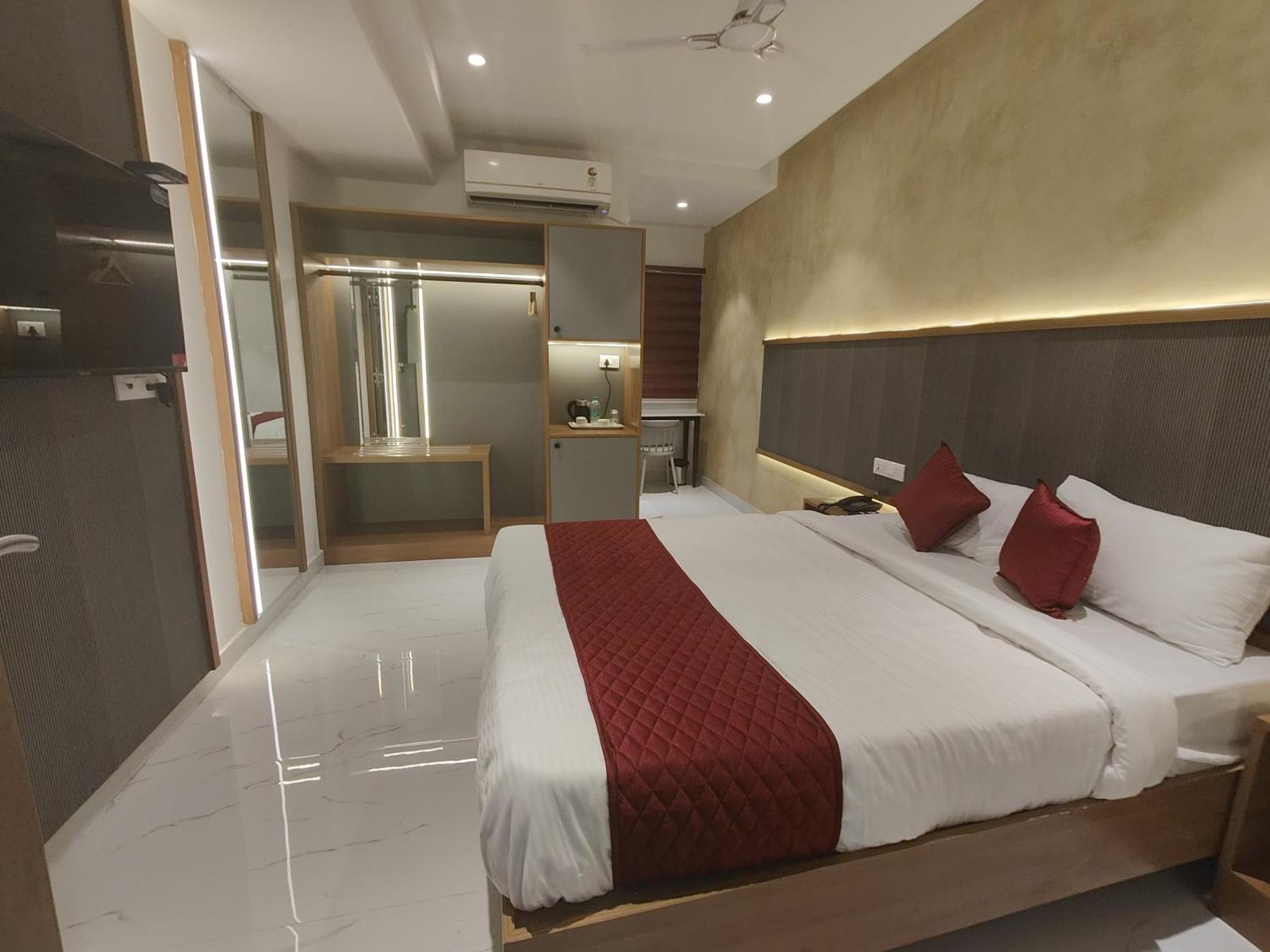 Hotel La Premier Hyderabad Esterno foto